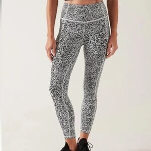 Womens Athleta Black and White Patterned Leggings